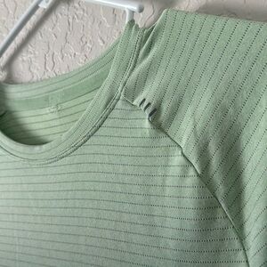 Lululemon M Drysense Shirt in Heathered Creamy Mint